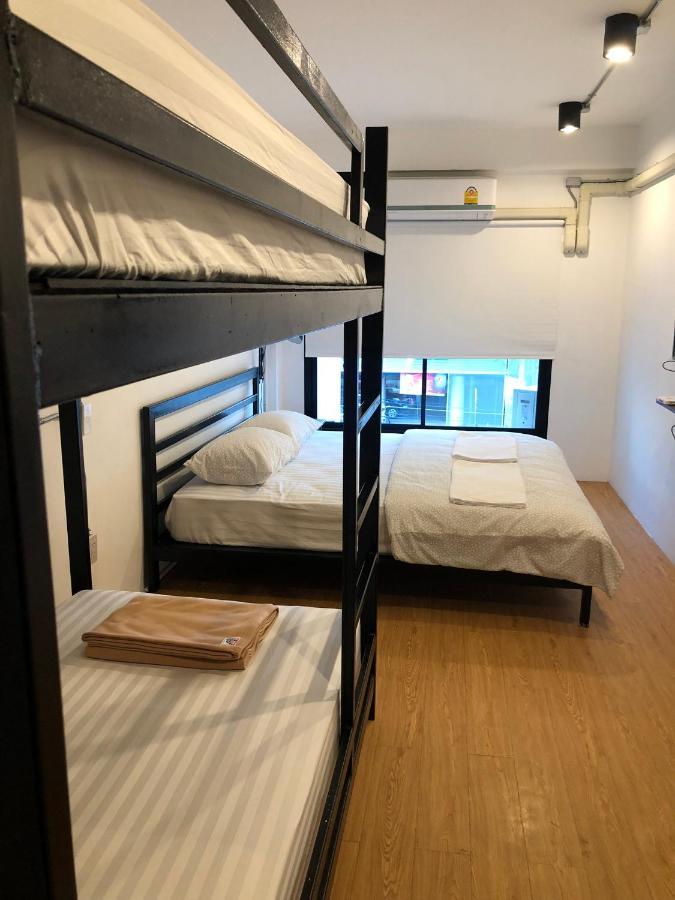 Labkoff Cafe And Hostel 北碧府 外观 照片